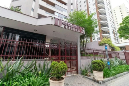 Apartamento à venda com 3 quartos, sendo 1 suíte, em Vila Hamburguesa, São Paulo, SP
