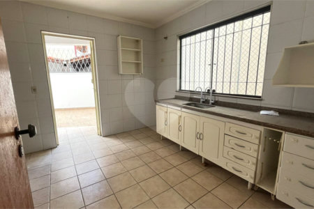 Casa à venda com 3 quartos, sendo 1 suíte, em Jardim Morro Verde, São Paulo, SP