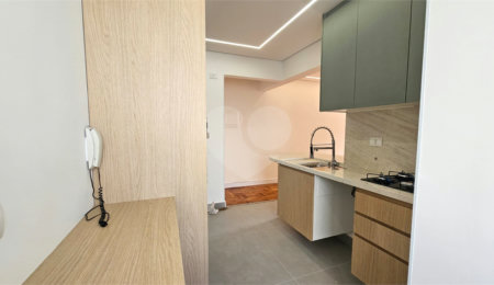 Apartamento à venda com 1 suíte em Moema, São Paulo, SP