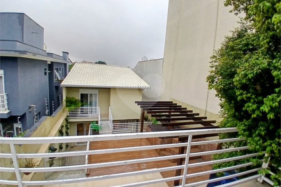 Sobrado à venda com 3 suítes em Santana, São Paulo, SP