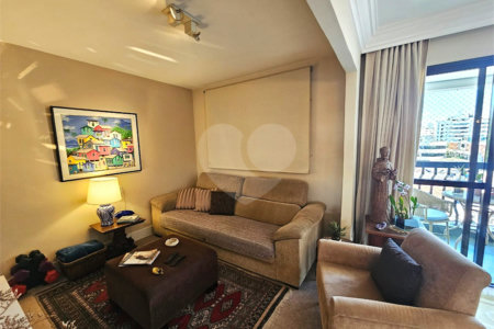 Apartamento à venda com 2 quartos, sendo 1 suíte,  em Chácara Santo Antônio, São Paulo, SP