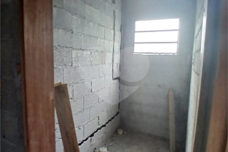 Casa à venda com 2 suítes em Jardim São Felipe, Atibaia, SP