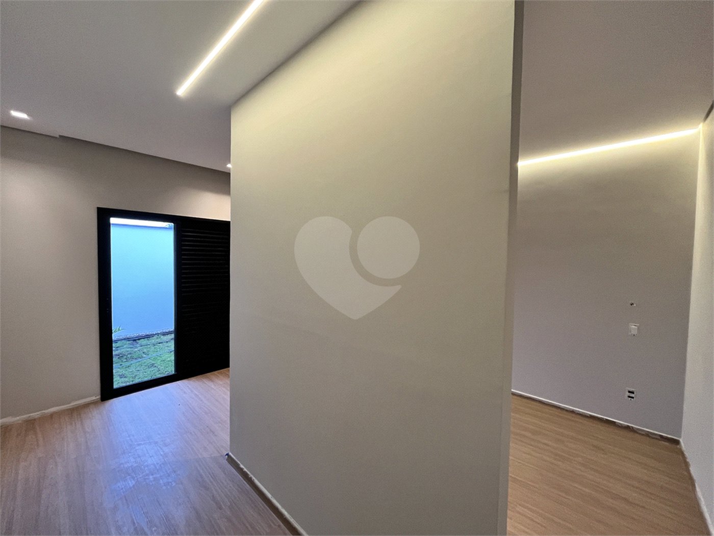 Casa à venda com 3 quartos, sendo 1 suíte,  no condomínio Reserva Ipanema I -  Fechado, Sorocaba - SP