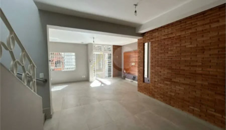Sobrado à venda com 3 suítes em Mirandópolis, São Paulo, SP