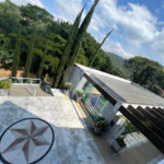 Casa à venda com 6 quartos, sendo 5 suítes, no condomínio Alpes da Cantareira, Mairiporã - SP
