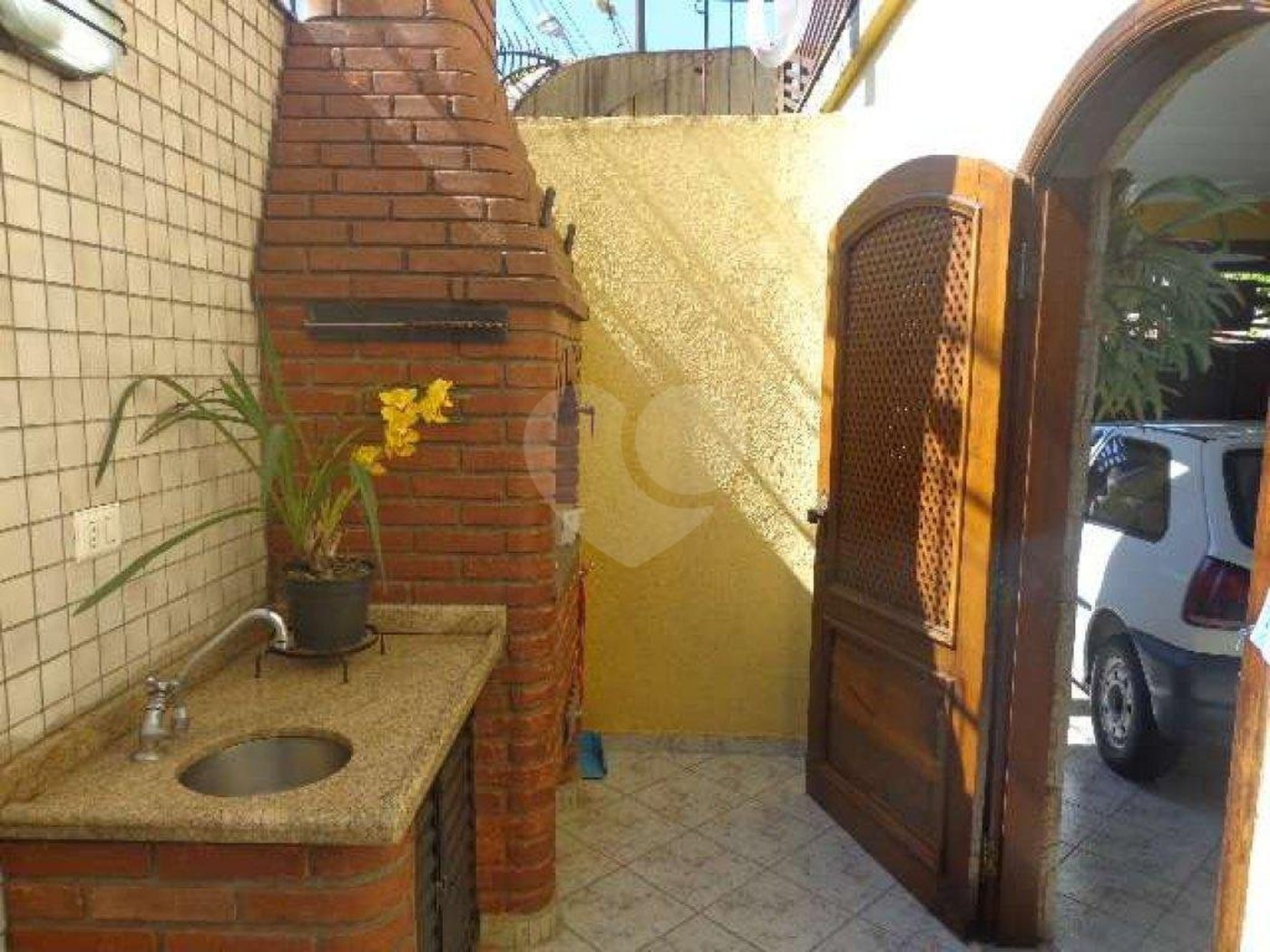 Sobrado à venda com 3 quartos, sendo 1 suíte, em Parque Ipê, São Paulo, SP