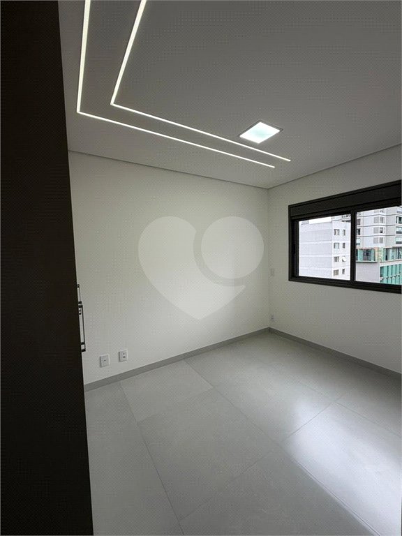 Apartamento à venda com 2 quartos, sendo 1 suíte, em Santo Amaro, São Paulo, SP