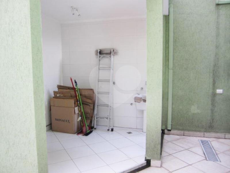Casa à venda com 4 quartos, sendo 2 suítes, em Moema, São Paulo, SP