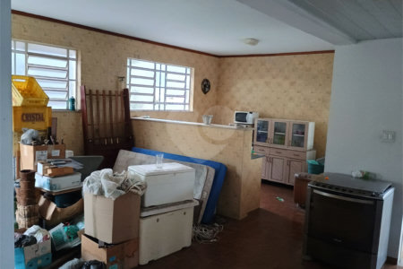 Casa à venda com 5 quartos, sendo 1 suíte, em Bangu, Rio de Janeiro, RJ