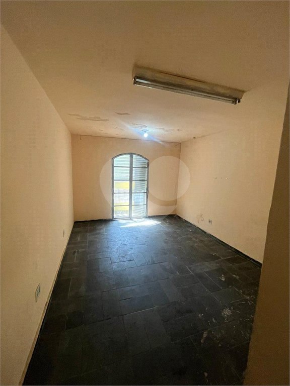 Casa à venda com 4 quartos, sendo 1 suíte, em Artur Alvim, São Paulo, SP