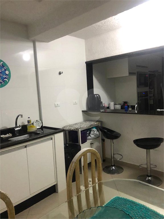 Casa à venda com 3 quartos, sendo 1 suíte, no condomínio Residencial Sabará, São Paulo - SP