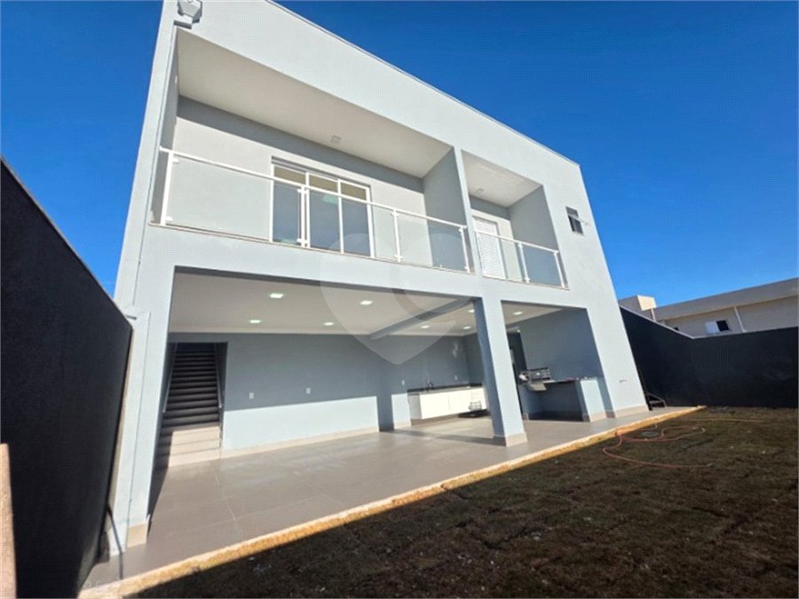 Casa à venda com 3 suítes em Marambaia, Vinhedo, SP