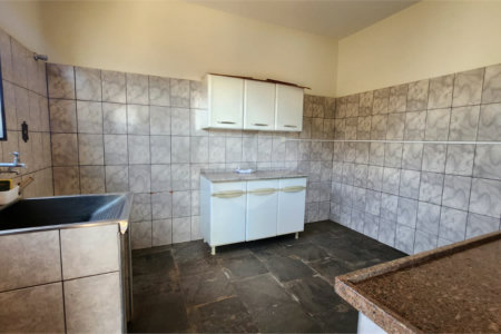 Casa à venda com 3 quartos, sendo 2 suítes, em Jardim Europa (vila Xavier), Araraquara, SP