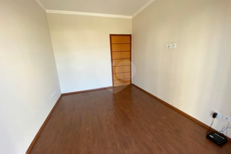 Casa à venda com 3 quartos, sendo 1 suíte, em Itu Novo Centro, Itu, SP