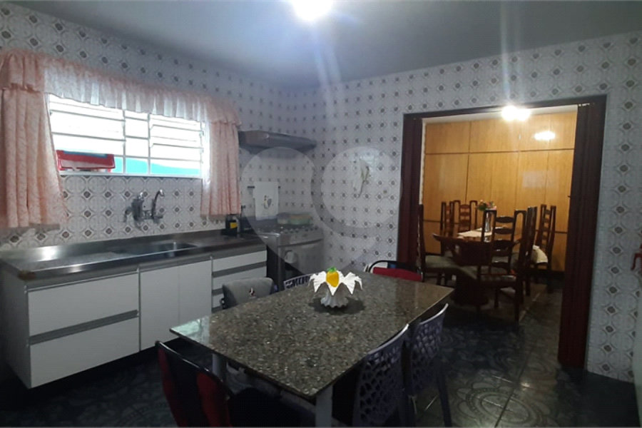 Sobrado à venda com 4 quartos em Santana, São Paulo, SP