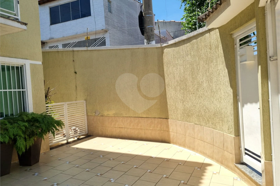 Sobrado à venda com 3 suítes em Vila Guilherme, São Paulo, SP