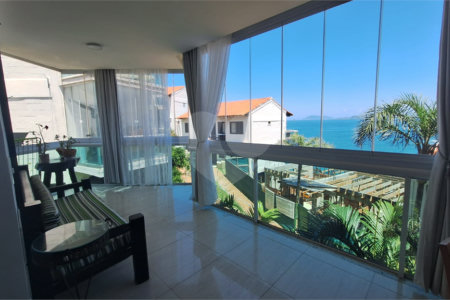 Flat à Venda na Praia das Caravelas – Búzios | Conforto, Tranquilidade e Natureza