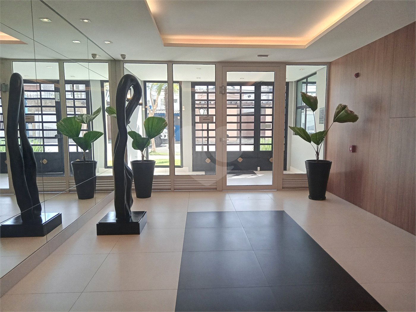 Apartamento à venda com 3 suítes em Santana, São Paulo, SP