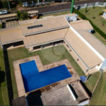 Casa à venda com 5 quartos, sendo 3 suítes, no condomínio Residencial Vale das Laranjeiras, Indaiatuba - SP