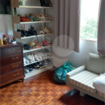 Casa à venda com 7 quartos, sendo 2 suítes, em Jardim Londrina, São Paulo, SP