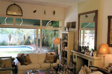 Casa à venda com 4 quartos, sendo 2 suítes, em Jardim Morumbi, São Paulo, SP