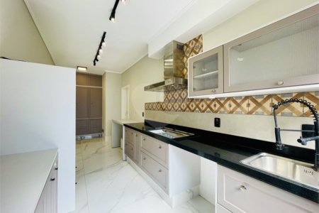 Apartamento à venda com 3 suítes em Vila Gilda, Santo André, SP