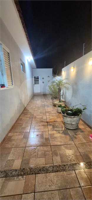 Casa à venda com 3 quartos em Jardim do Carmo, Araraquara, SP