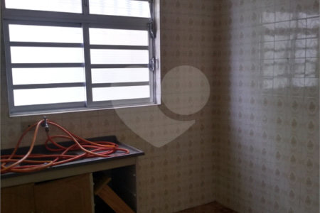 Casa à venda com 5 quartos, sendo 1 suíte, em Vila Fazzeoni, São Paulo, SP