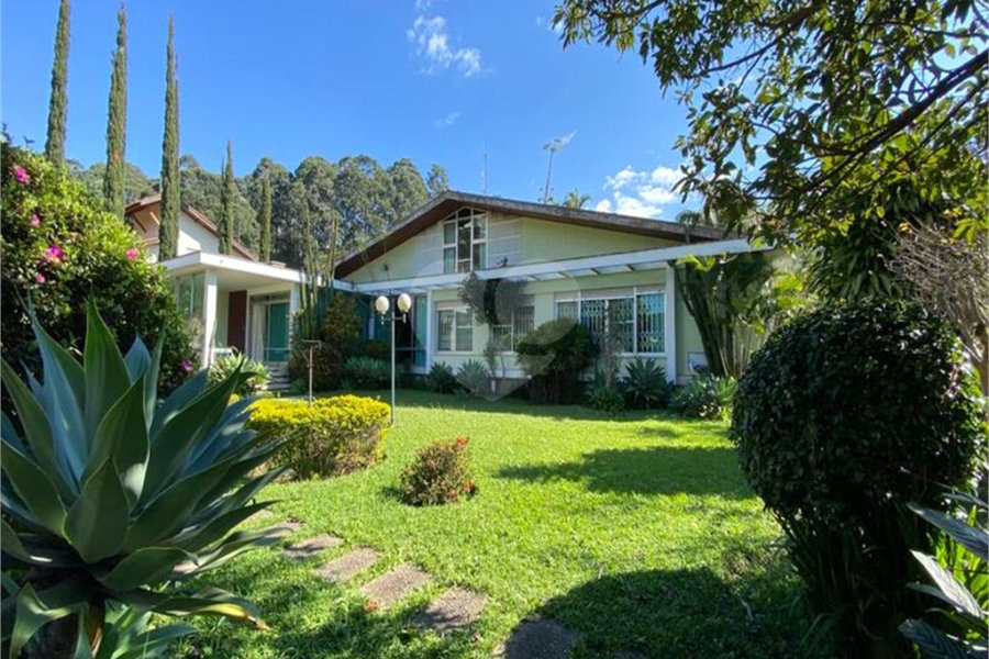 Casa Térrea à venda com 4 quartos, sendo 2 suítes, em Jardim Floresta, São Paulo, SP