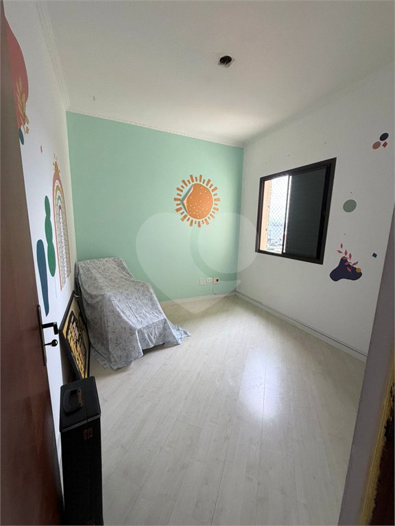Apartamento à venda com 3 quartos, sendo 1 suíte, no Centro, Suzano, SP