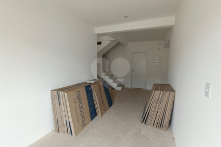 Apartamento à venda com 2 quartos, sendo 1 suíte, em Bairro do Cambará, São Roque, SP