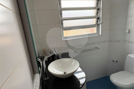 Sobrado à venda com 3 quartos em Água Fria, São Paulo, SP