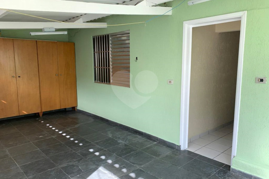 Sobrado à venda com 4 quartos em Parque Edu Chaves, São Paulo, SP