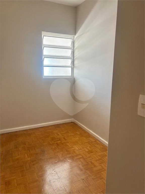 Apartamento à venda ou para alugar com 4 quartos, sendo 1 suíte, no Centro, Ribeirão Preto, SP