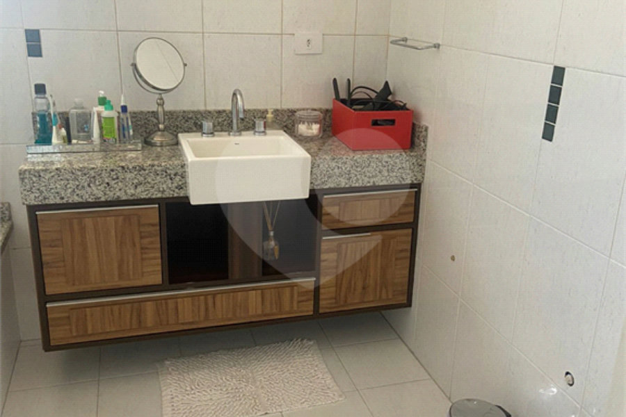 Sobrado à venda com 3 suítes em Santana, São Paulo, SP