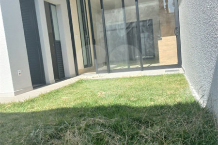 Casa à venda com 3 suítes no condomínio Reserva Real, Paulínia - SP