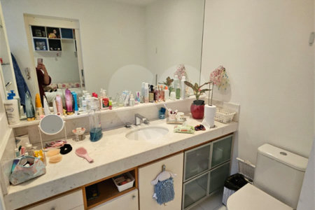 Apartamento à venda com 3 suítes em Indianópolis, São Paulo, SP