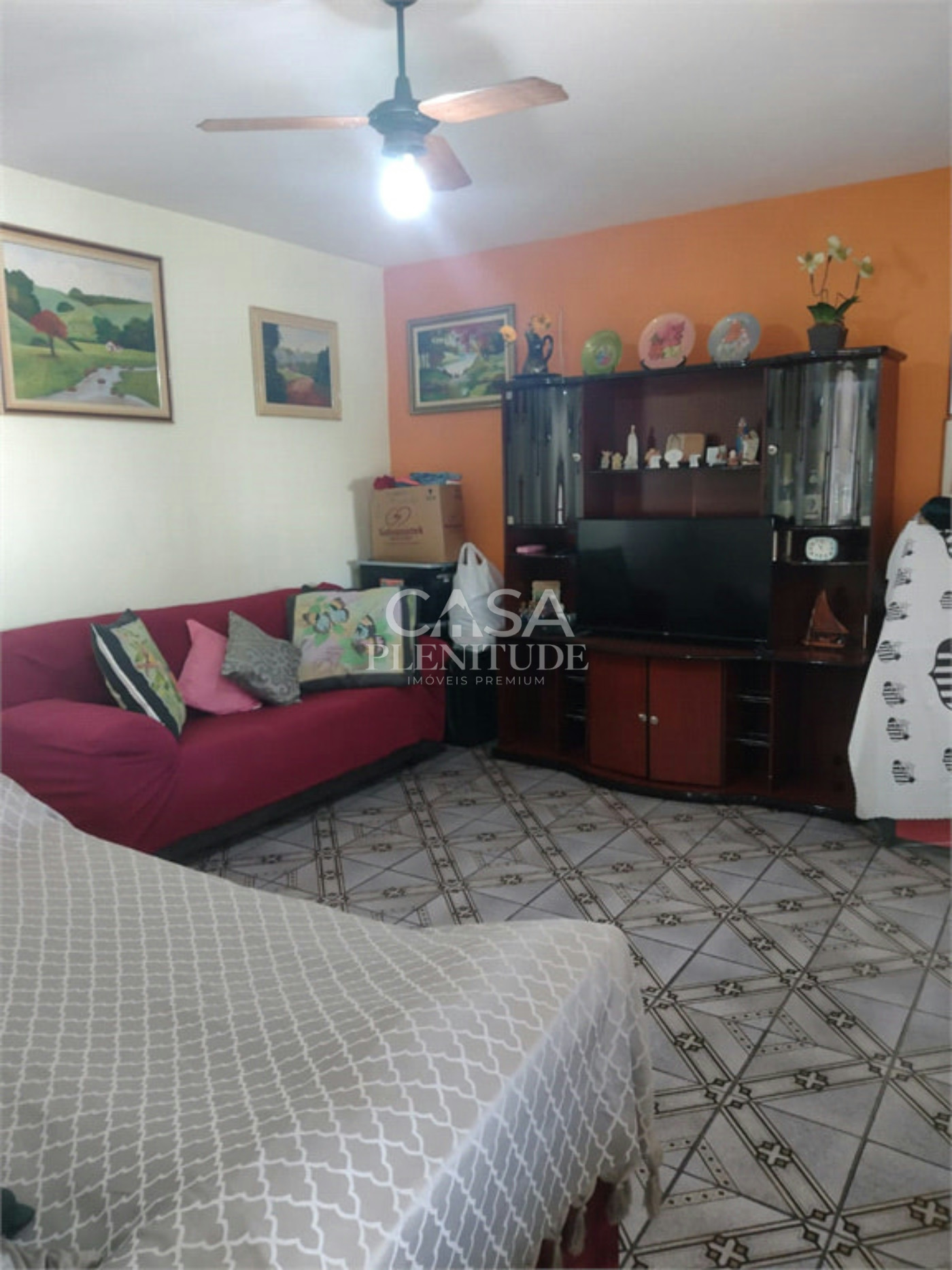 Casa à venda com 4 quartos, sendo 1 suíte, em Parque das Laranjeiras, Sorocaba, SP