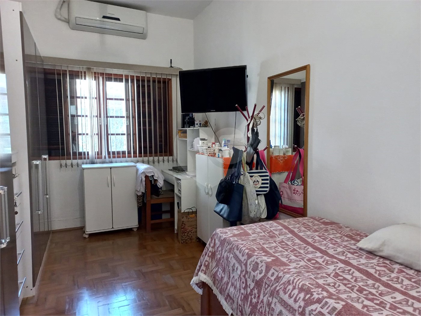 Casa à venda com 3 quartos, sendo 1 suíte,  em Vila Ipojuca, São Paulo, SP