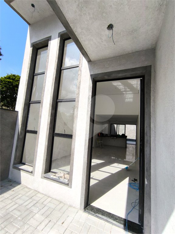 Casa à venda com 3 quartos, sendo 1 suíte, no condomínio Villagio Brasil, Atibaia - SP