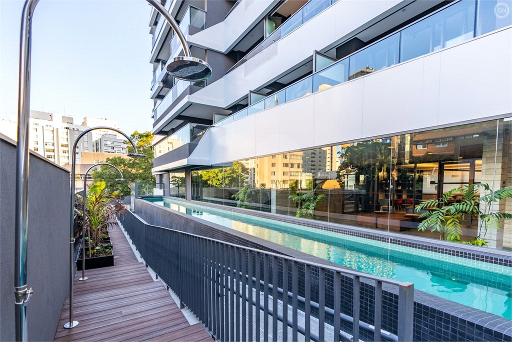 Apartamento à venda ou para alugar com 1 quarto em Pinheiros, São Paulo, SP