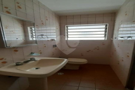 Casa à venda com 3 quartos, sendo 1 suíte,  em Rio Pequeno, São Paulo, SP