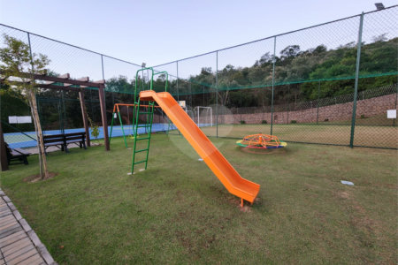 Terreno à venda no condomínio Jardim Primavera, Louveira - SP