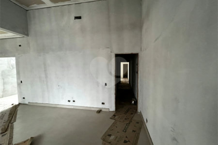 Casa à venda com 3 quartos, sendo 1 suíte,  no condomínio Lago dos Ipês, Itapetininga - SP