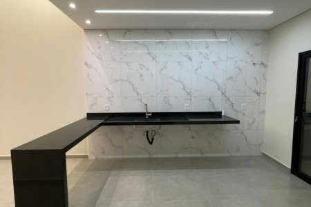 Casa à venda com 3 quartos, sendo 1 suíte, em Jardim Marambaia, Jundiaí - SP