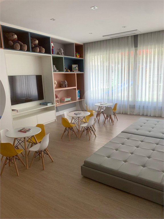 Apartamento à venda com 2 quartos, sendo 1 suíte,  em Vila Ester (zona Norte), São Paulo, SP