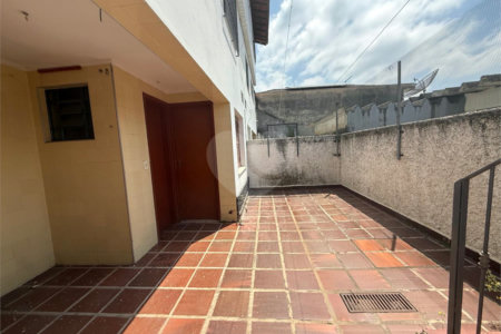 Sobrado à venda com 3 quartos em Horto Florestal, São Paulo, SP