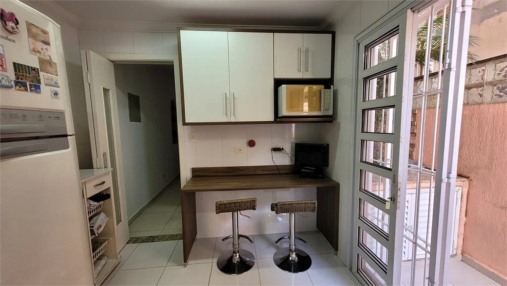 Sobrado à venda com 3 quartos, sendo 1 suíte, em Vila Romana, São Paulo, SP