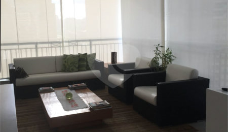 Apartamento à venda com 4 suítes em Vila Gertrudes, São Paulo, SP