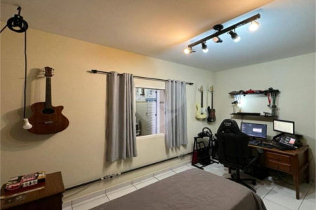 Casa Térrea à venda com 4 quartos, sendo 1 suíte, no Brasil, Itu, SP